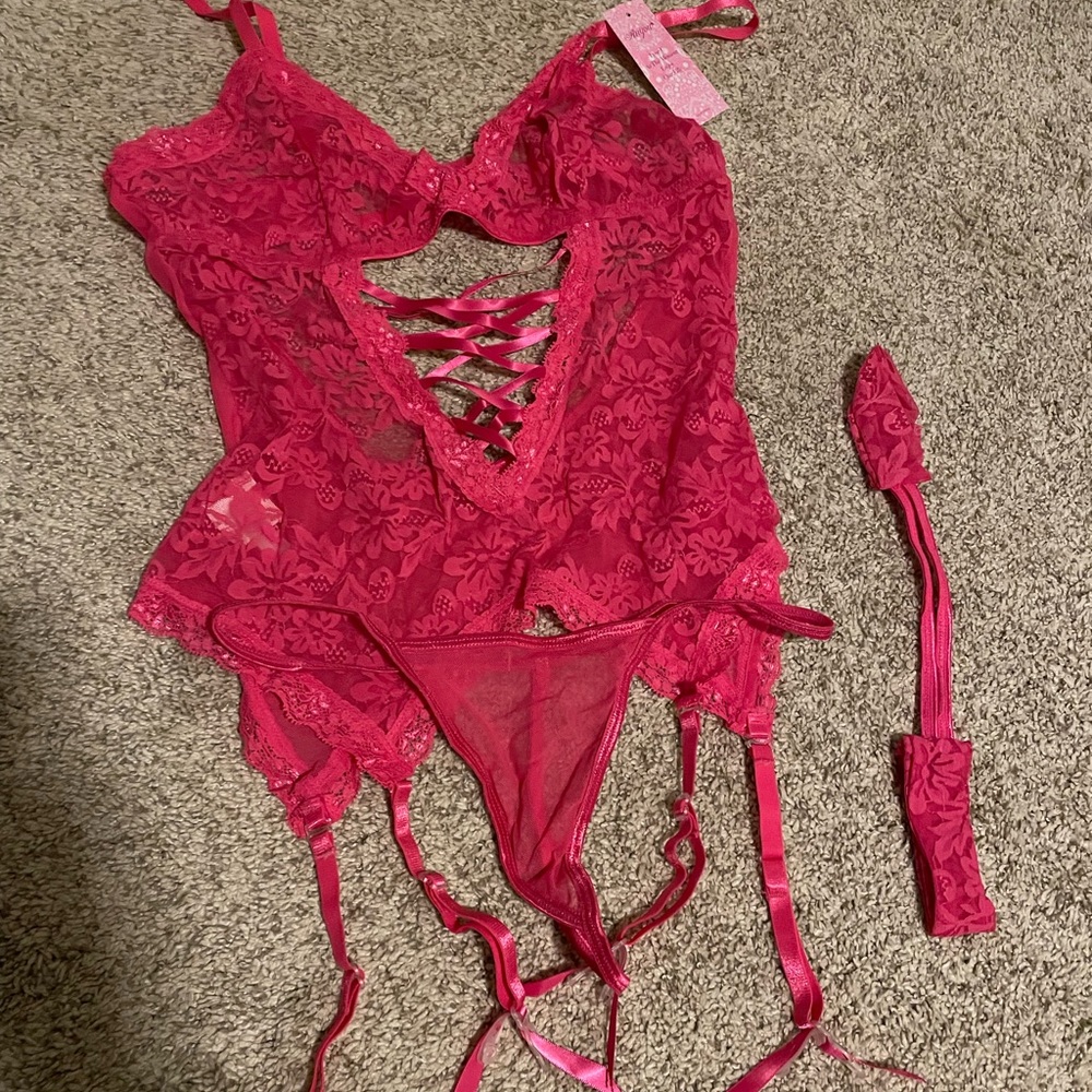 Brand New 4 piece lingerie set by Anyou